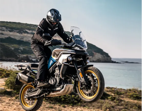 Motosikletler için yedek yakıt deposu nerede?